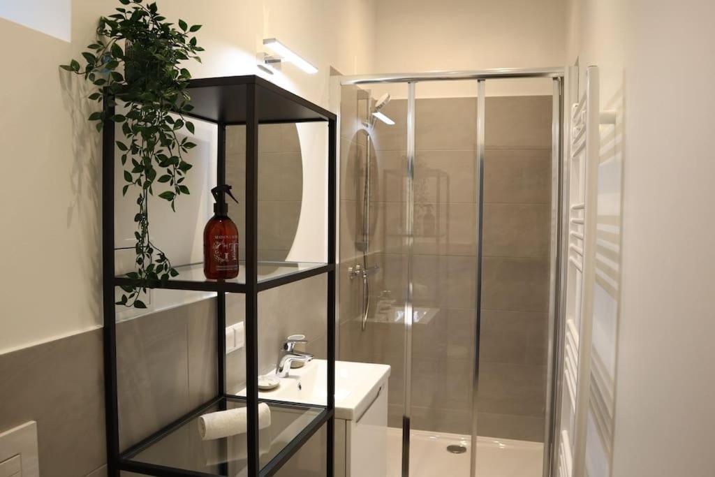 Bloom - Cozy Apartment, 5 Stops To City Center Vienna Luaran gambar